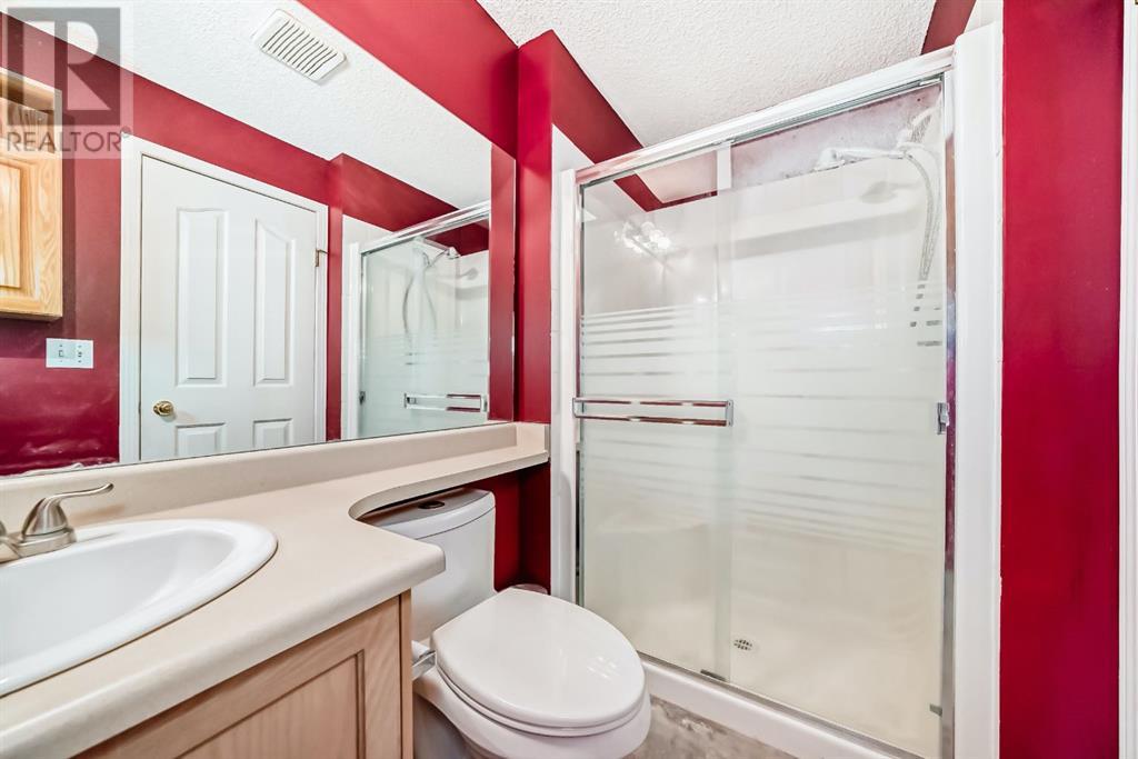 Photo 8 of 3308 Tuscarora Manor Nw, Calgary AB
