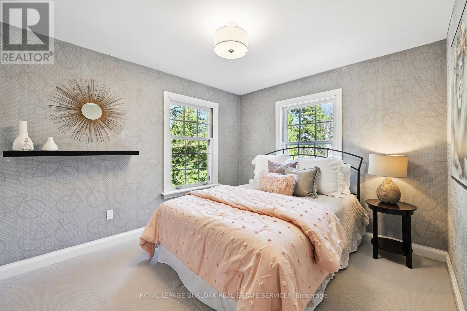 Photo 18 of 3020 First Street, Burlington ON