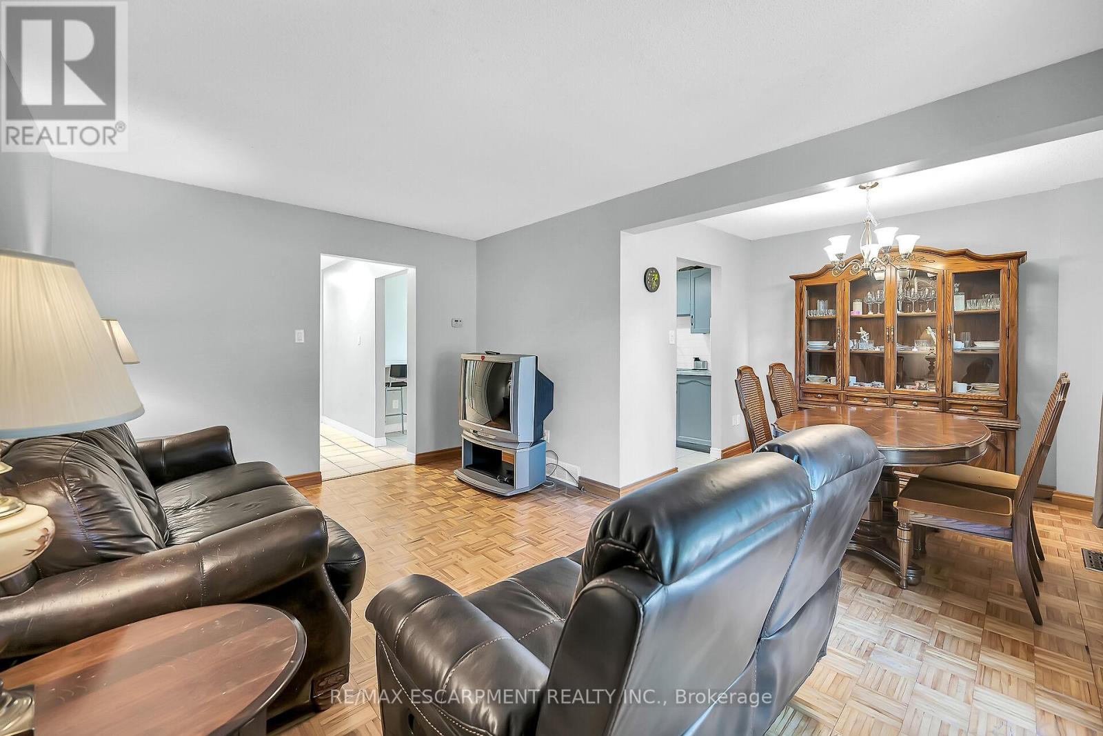 Photo 41 of 18 1460 Garth Street, Hamilton ON