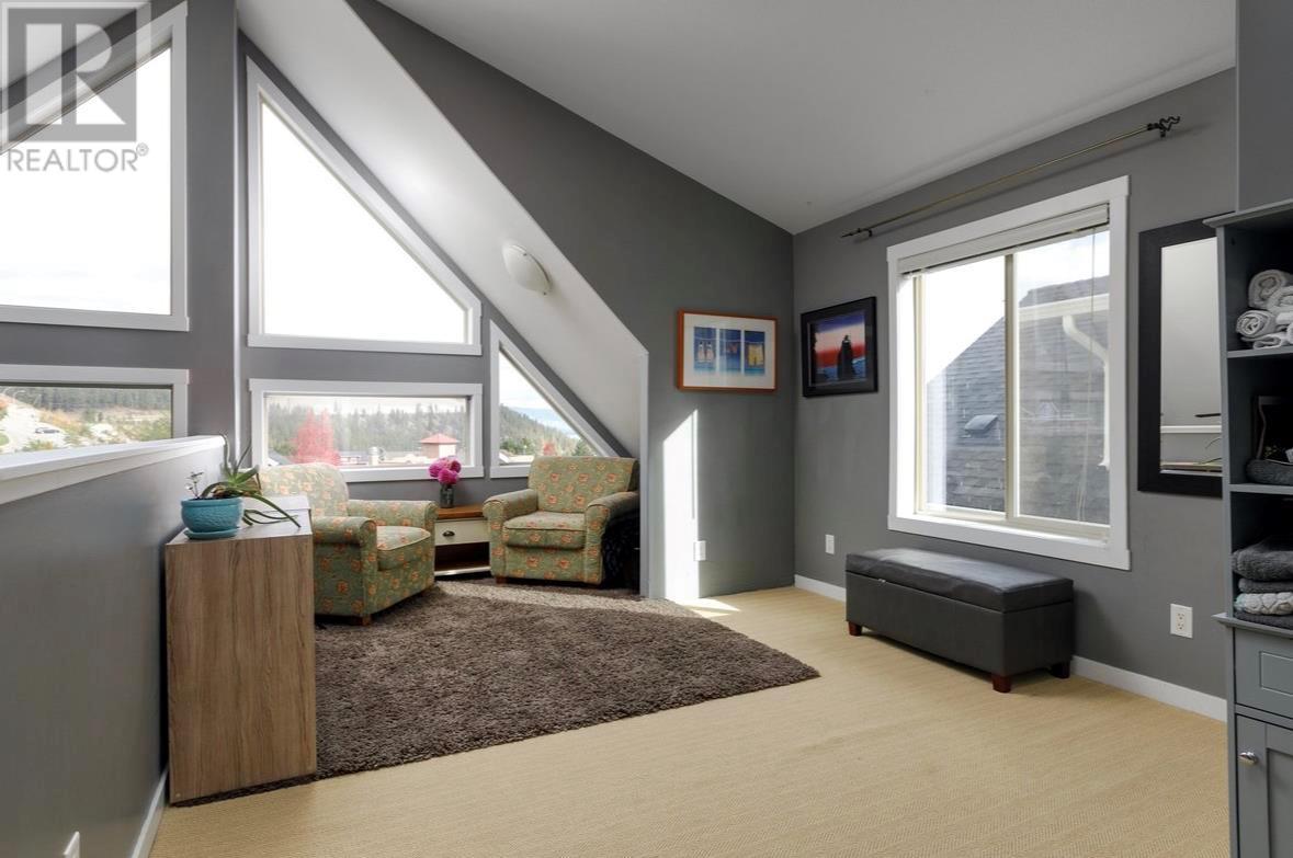 310 6822 Madrid Way, Kelowna