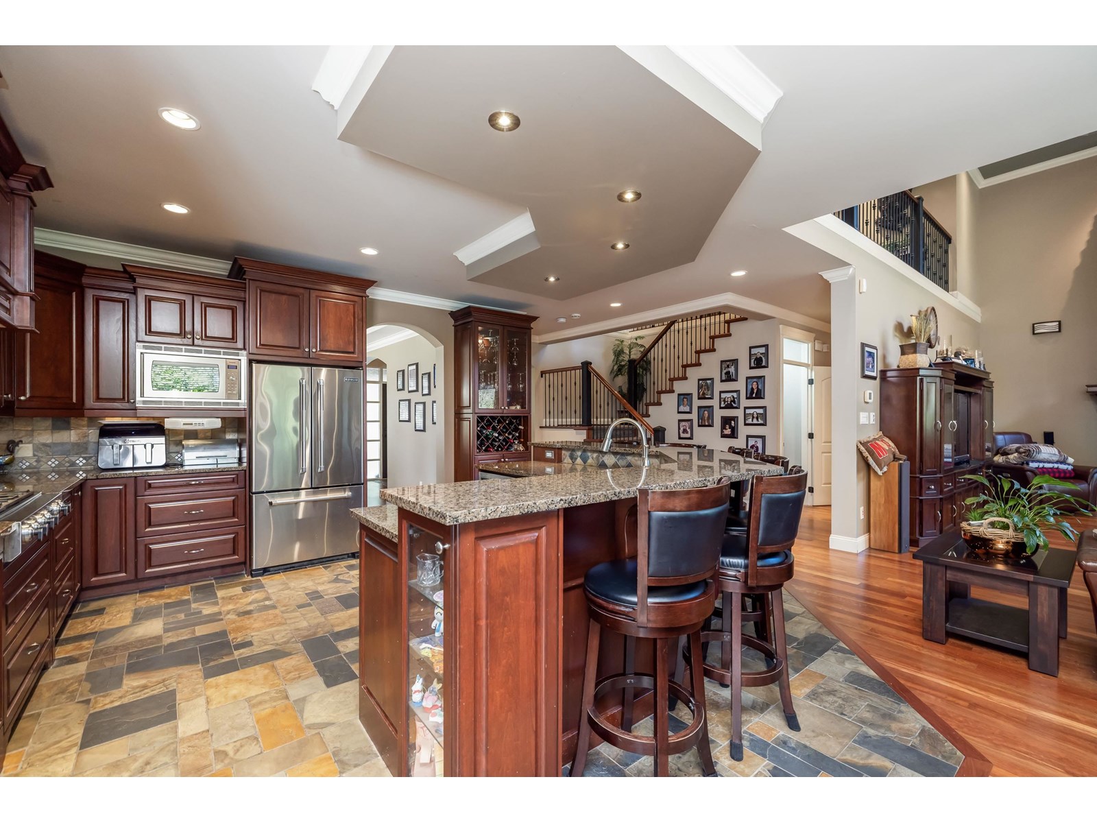 Photo 13 of 20621 97 B Avenue, Langley BC