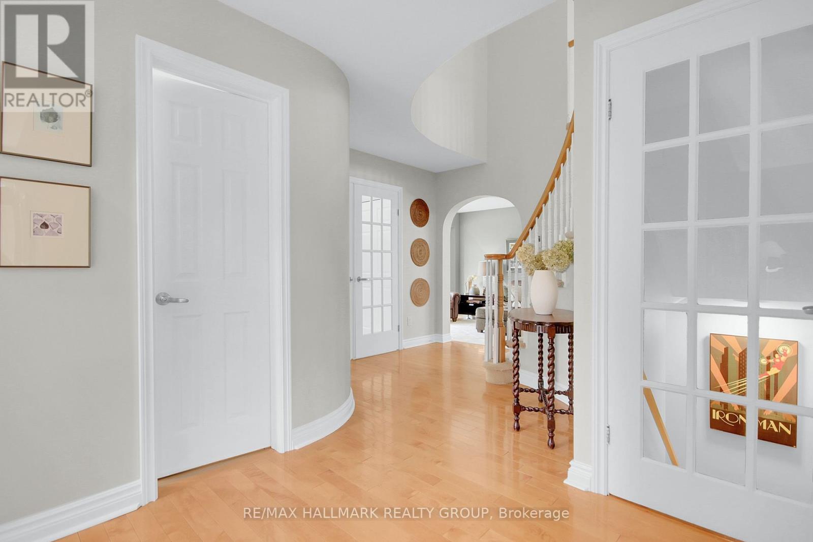Photo 21 of 20 Arbuckle Crescent, Ottawa ON