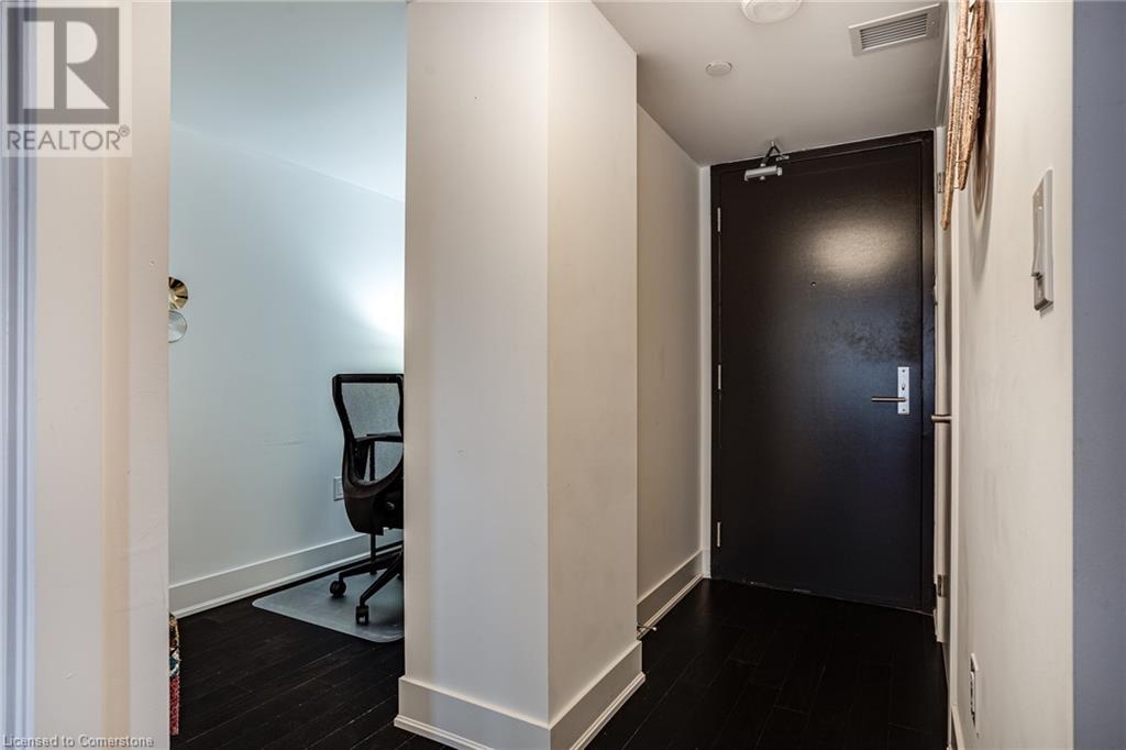 Photo 6 of 955 Bay Street Unit 1809, Toronto ON