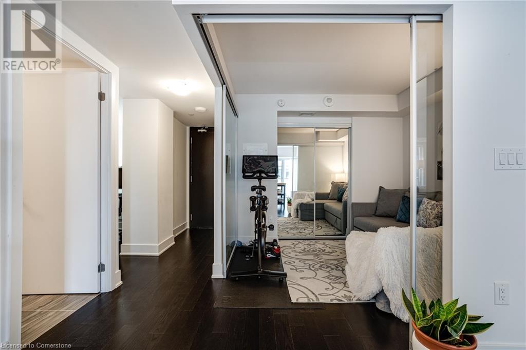 Photo 20 of 955 Bay Street Unit 1809, Toronto ON