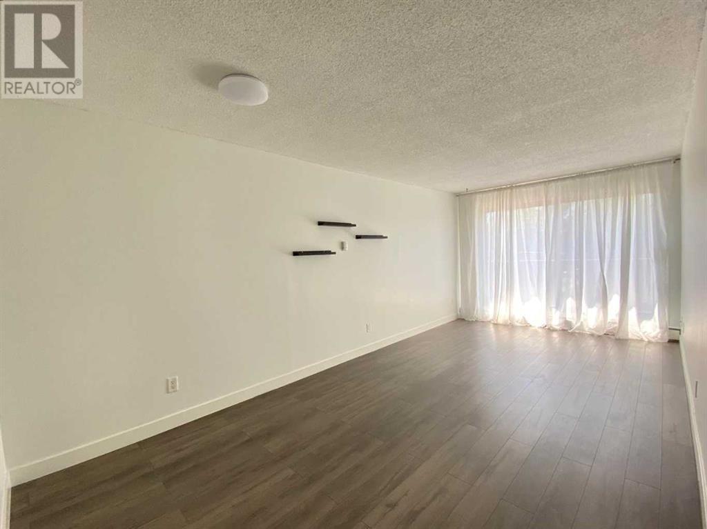 Single Family House for Sale in    Avenue SW Kingsland Calgary 