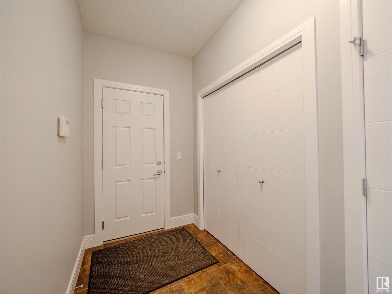 Photo 6 of 11732 18 Av Sw, Edmonton AB