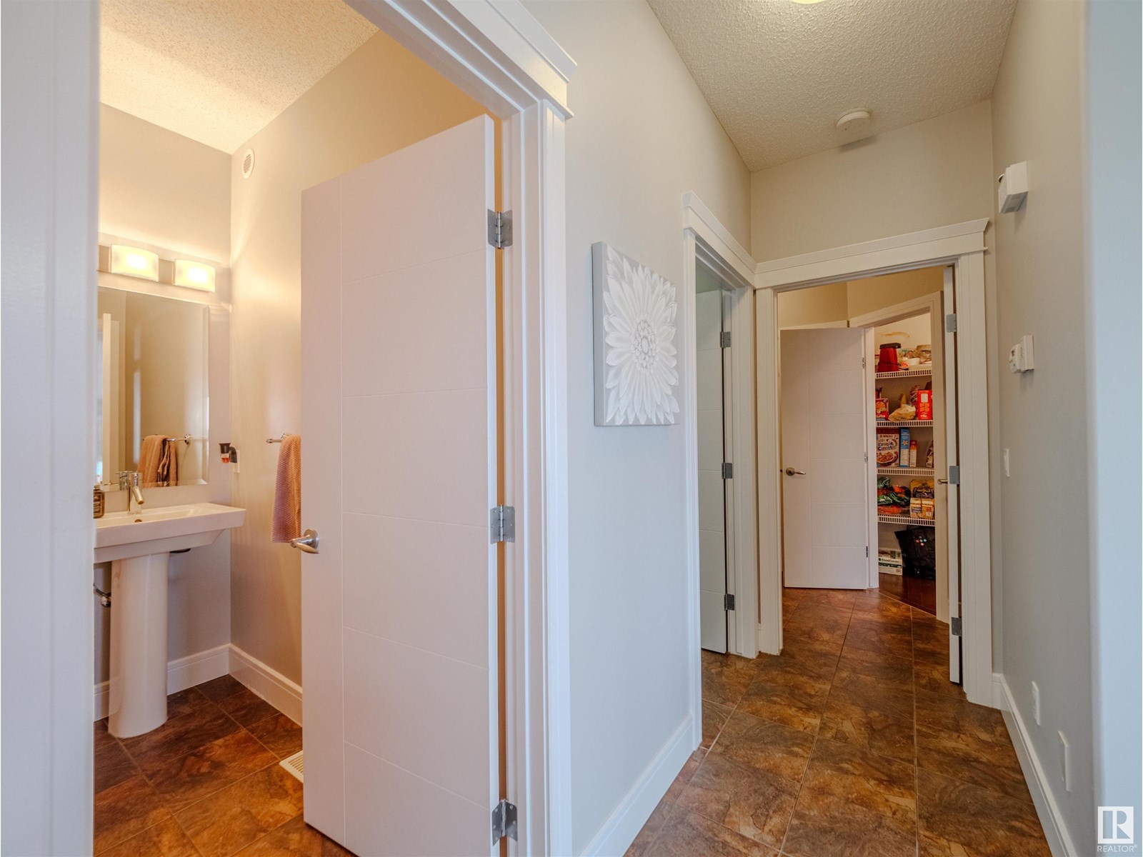 Photo 26 of 11732 18 Av Sw, Edmonton AB