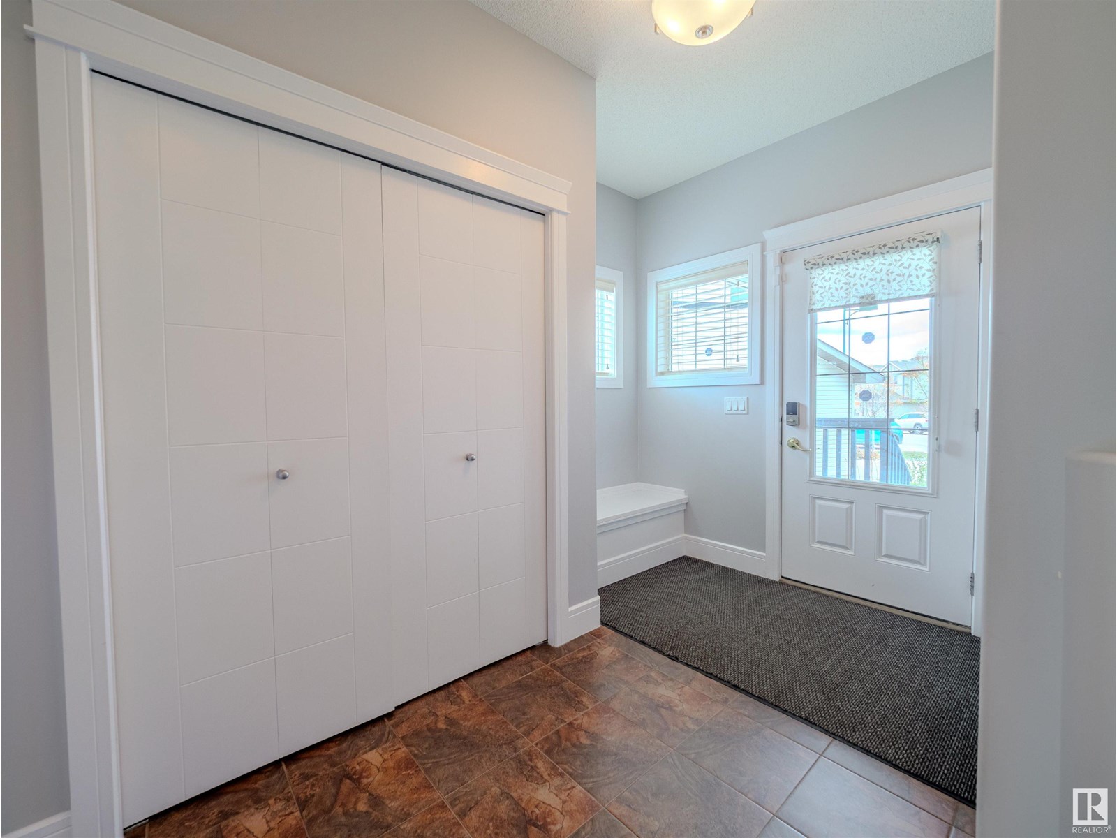 Photo 4 of 11732 18 Av Sw, Edmonton AB