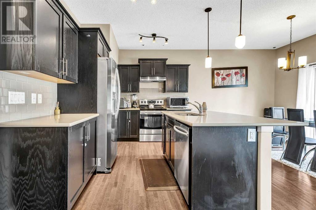 Photo 10 of 216 Copperpond Green Se, Calgary AB