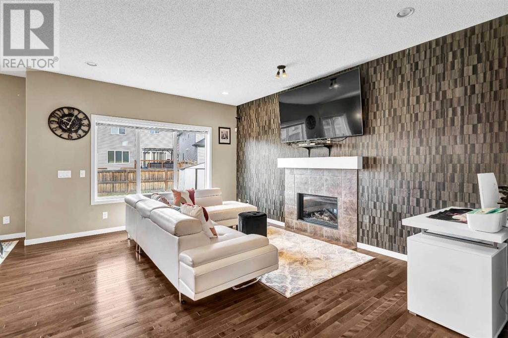 Photo 6 of 216 Copperpond Green Se, Calgary AB