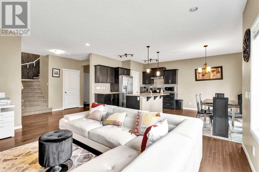 Photo 8 of 216 Copperpond Green Se, Calgary AB
