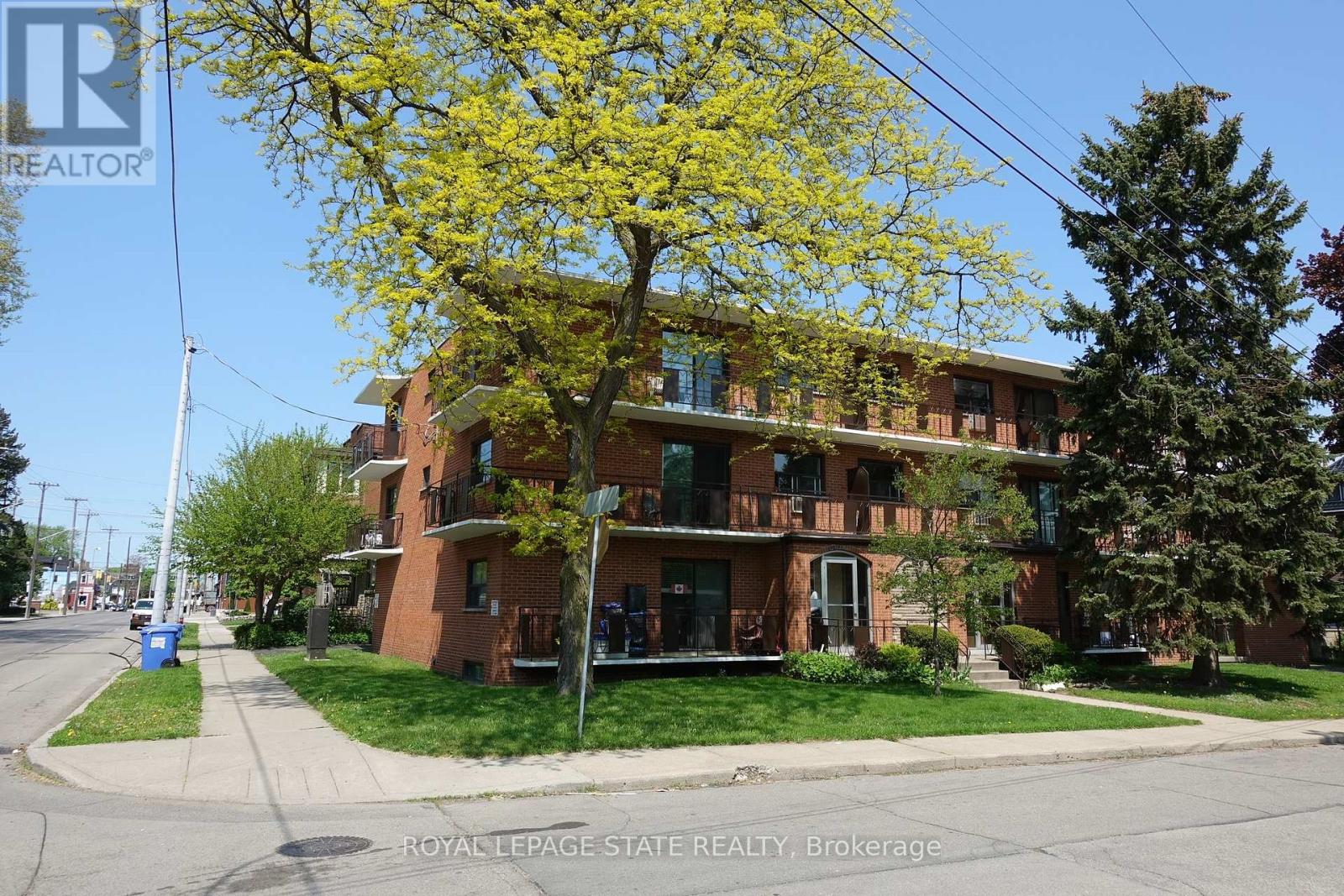 Photo 1 of 303 50 Hilda Avenue, Hamilton ON