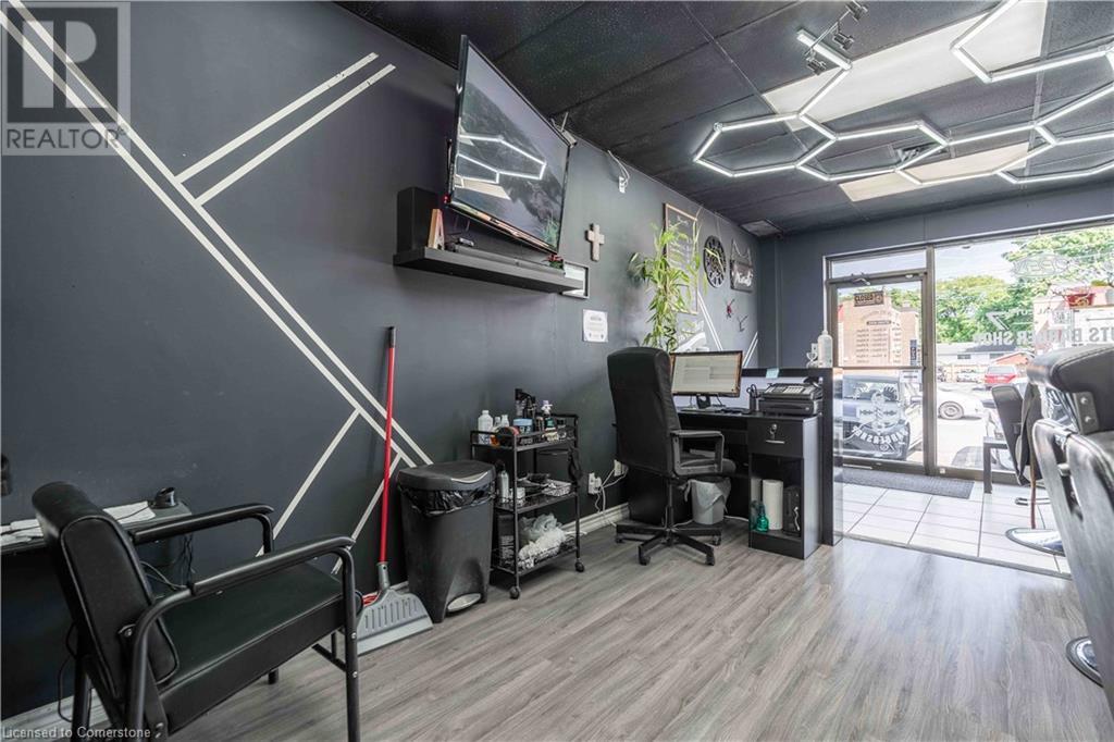 Photo 10 of 720 Upper James Street Unit 5, Hamilton ON