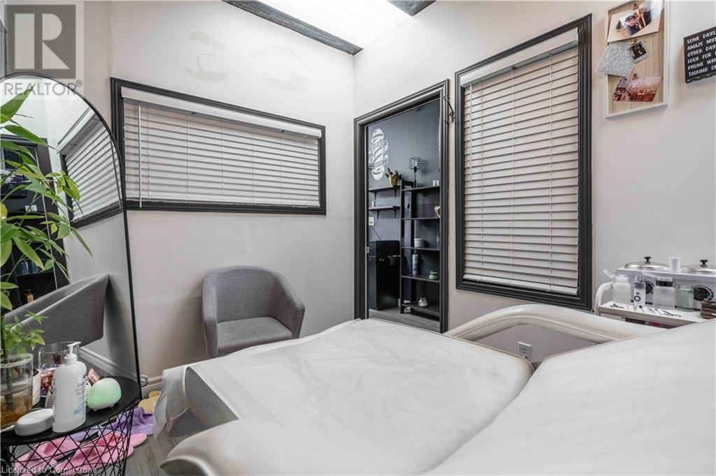 Photo 17 of 720 Upper James Street Unit 5, Hamilton ON