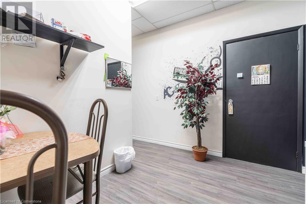 Photo 23 of 720 Upper James Street Unit 5, Hamilton ON