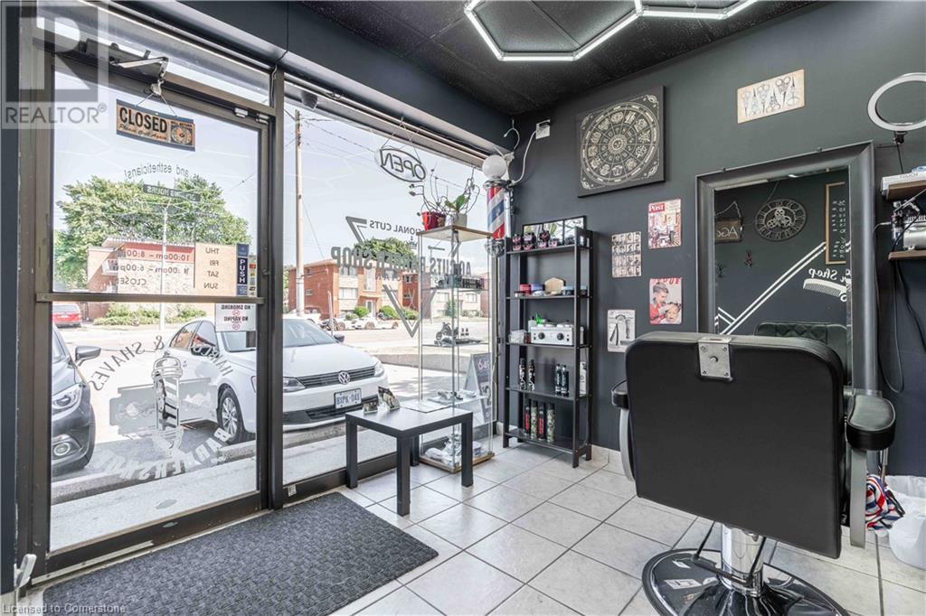 Photo 4 of 720 Upper James Street Unit 5, Hamilton ON
