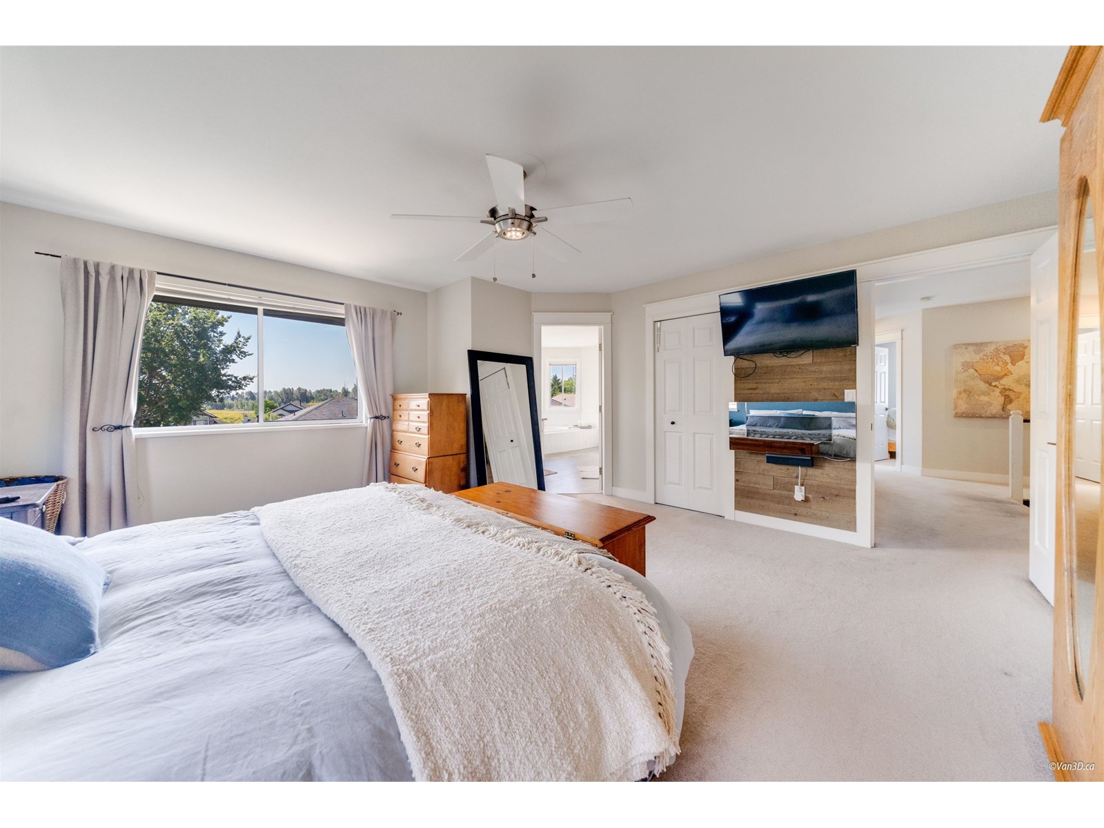 Photo 24 of 21558 84 B Avenue, Langley BC