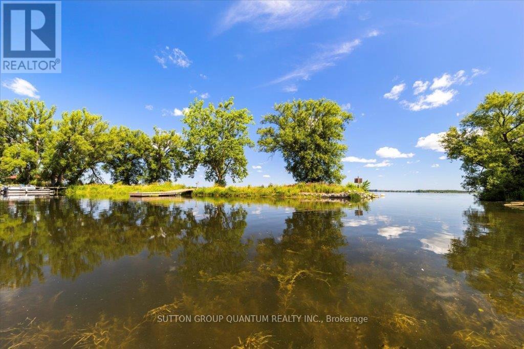 Photo 18 of 34 47 Owen Lane, Prince Edward County ON