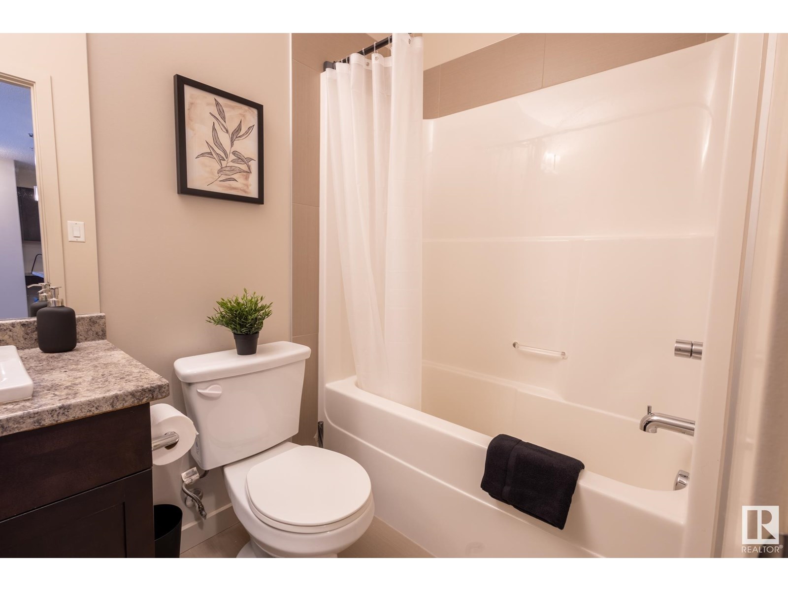 Photo 14 of 403 320 Ambleside Li Sw, Edmonton AB