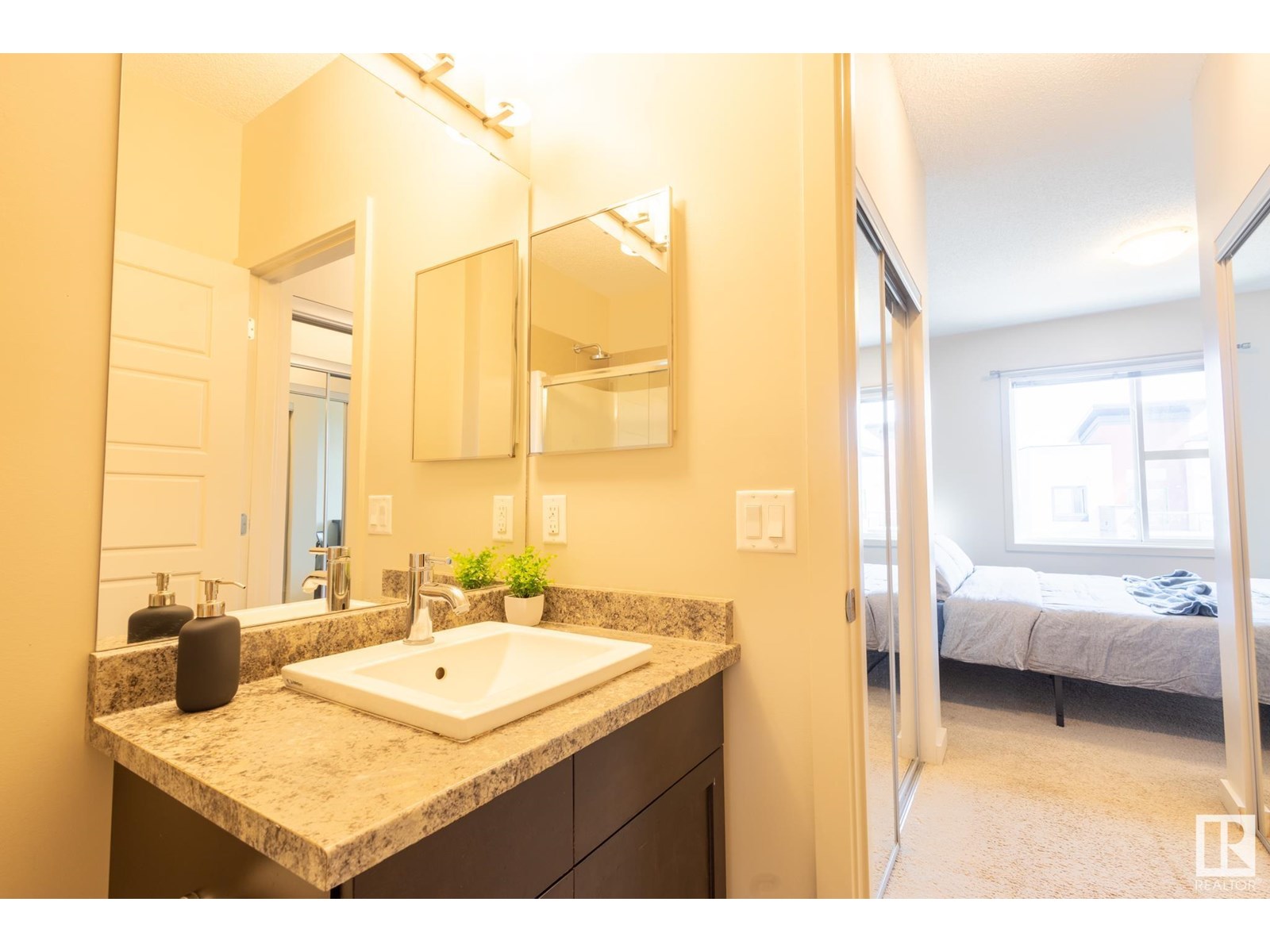 Photo 20 of 403 320 Ambleside Li Sw, Edmonton AB