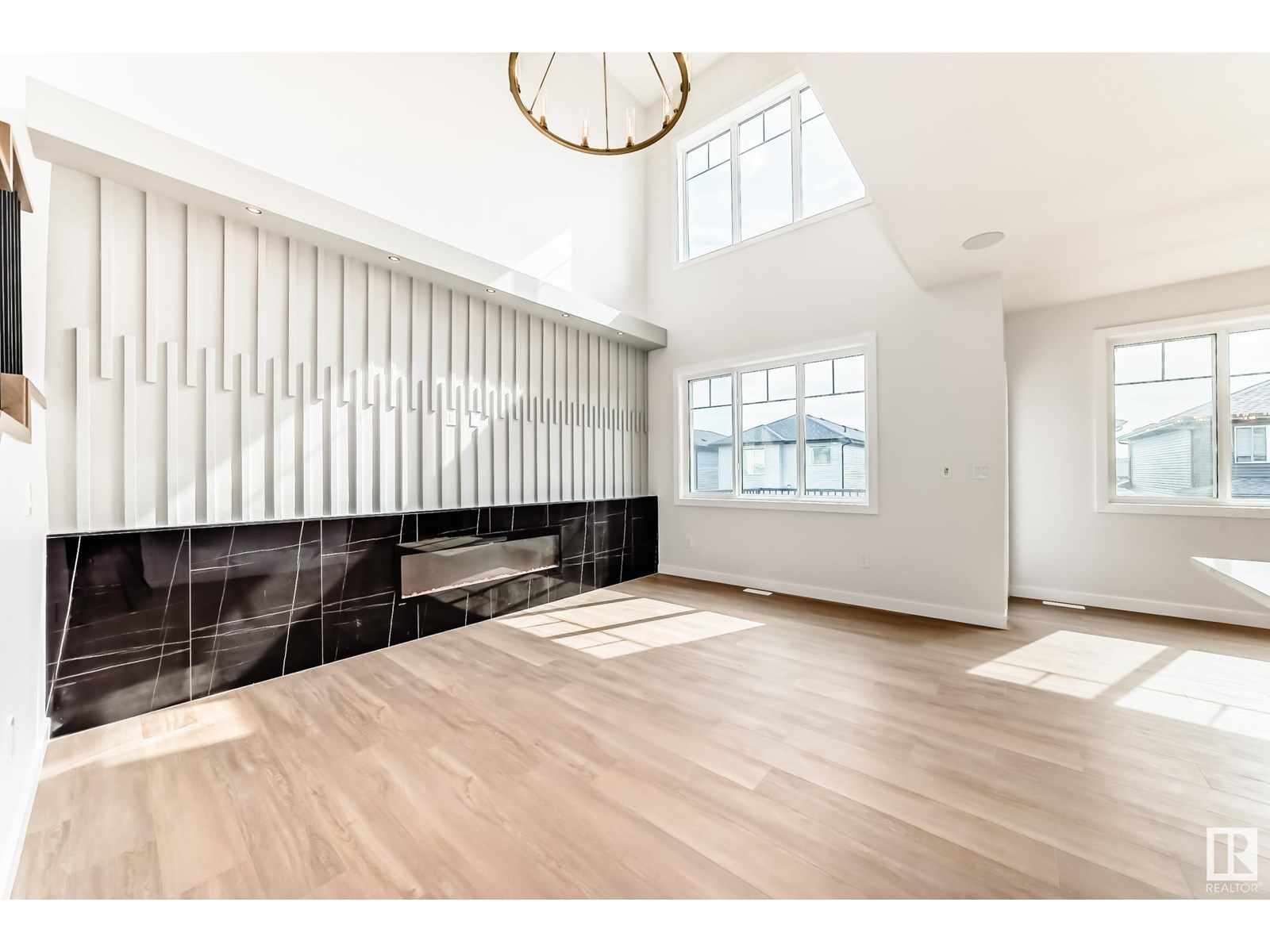 Photo 13 of 15 Axelwood Cr, Spruce Grove AB