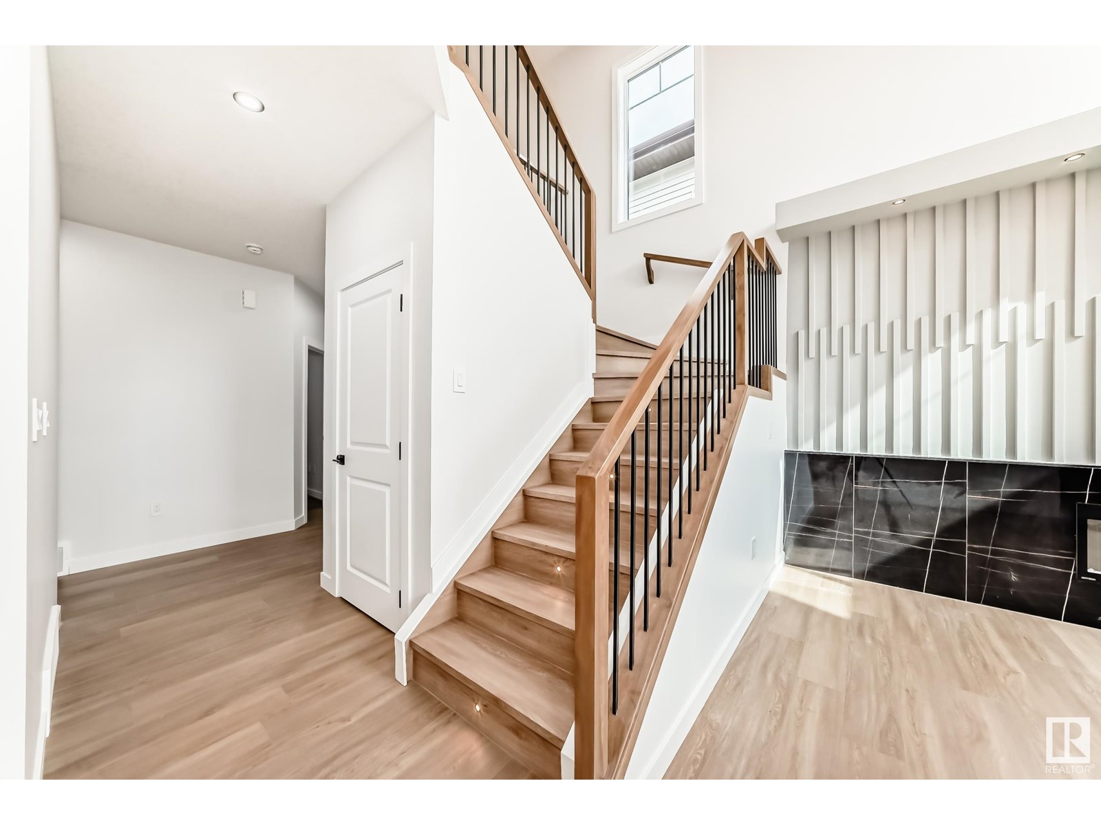 Photo 22 of 15 Axelwood Cr, Spruce Grove AB