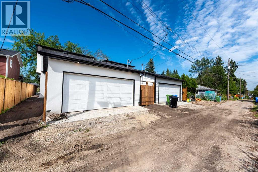 Photo 39 of 13 Hartford Place Nw, Calgary AB