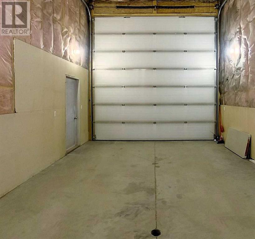Photo 36 of 710 54 Street S, Edson AB