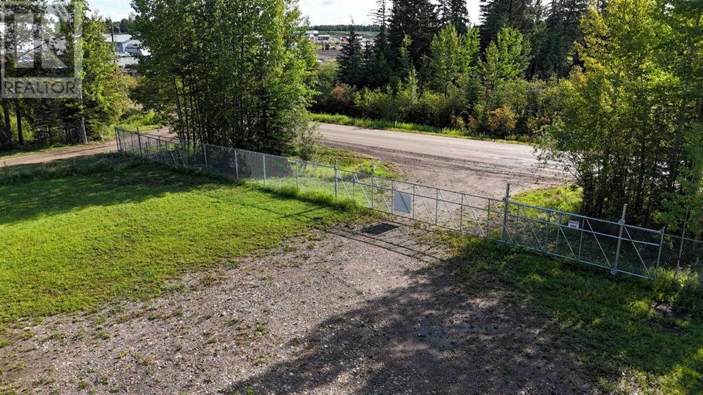 Photo 39 of 710 54 Street S, Edson AB