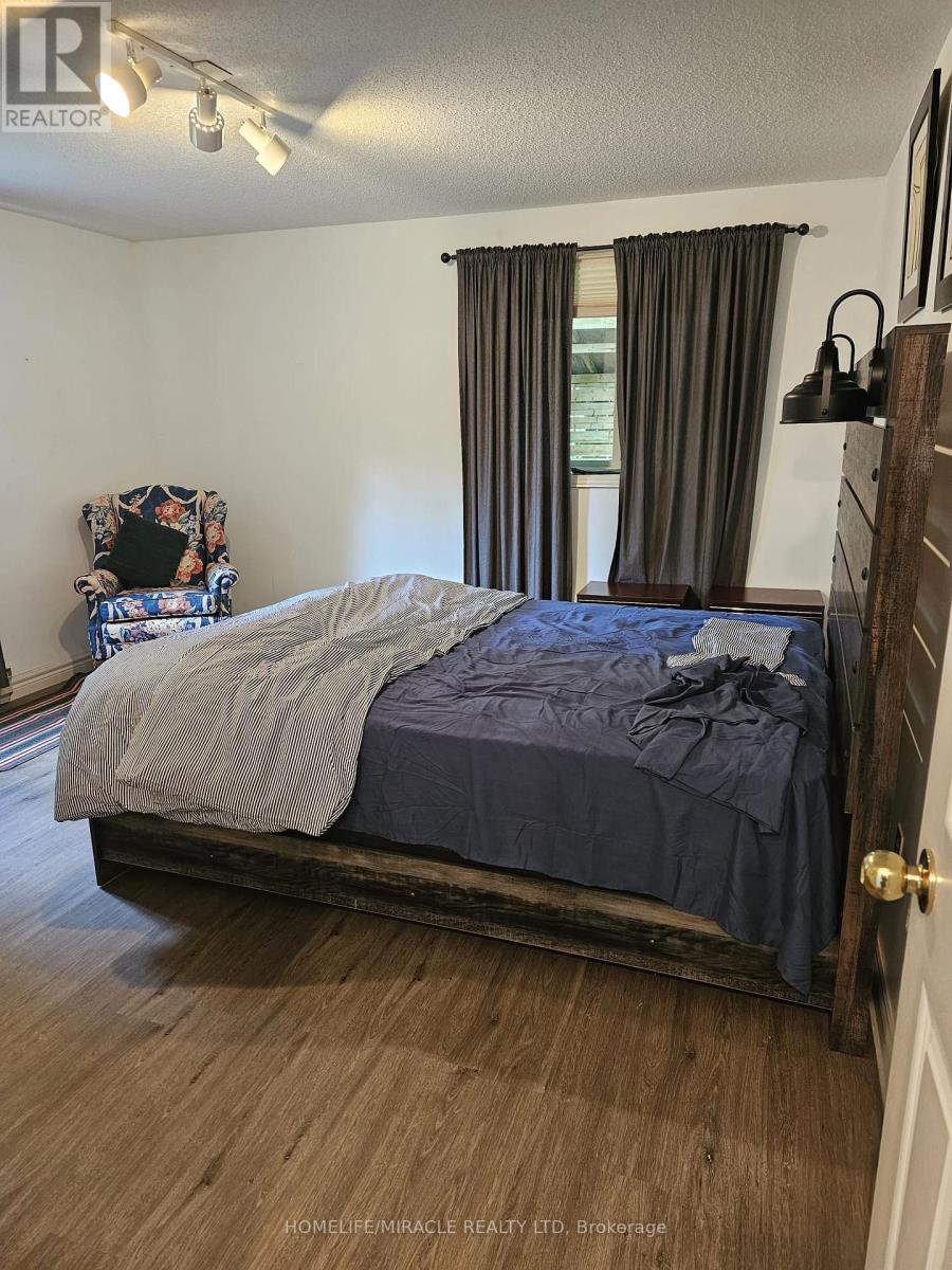 Photo 16 of 1274 Twist Lane, Highlands East ON