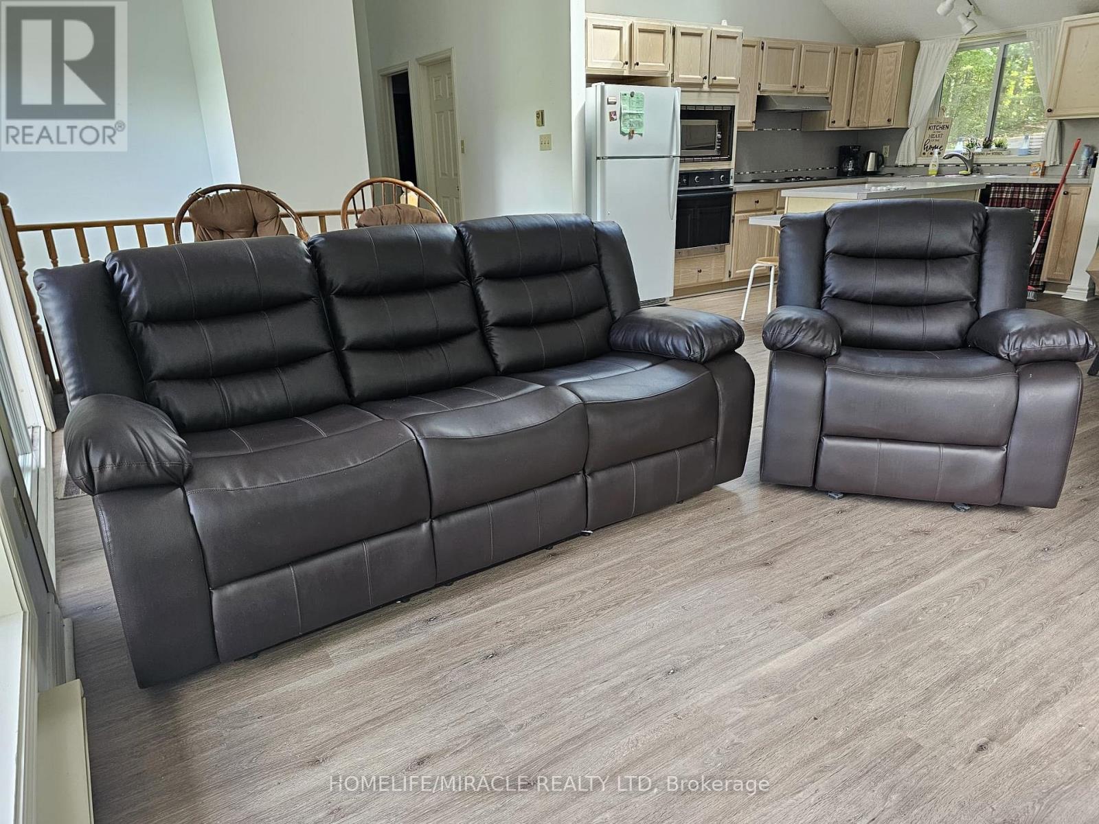 Photo 5 of 1274 Twist Lane, Highlands East ON