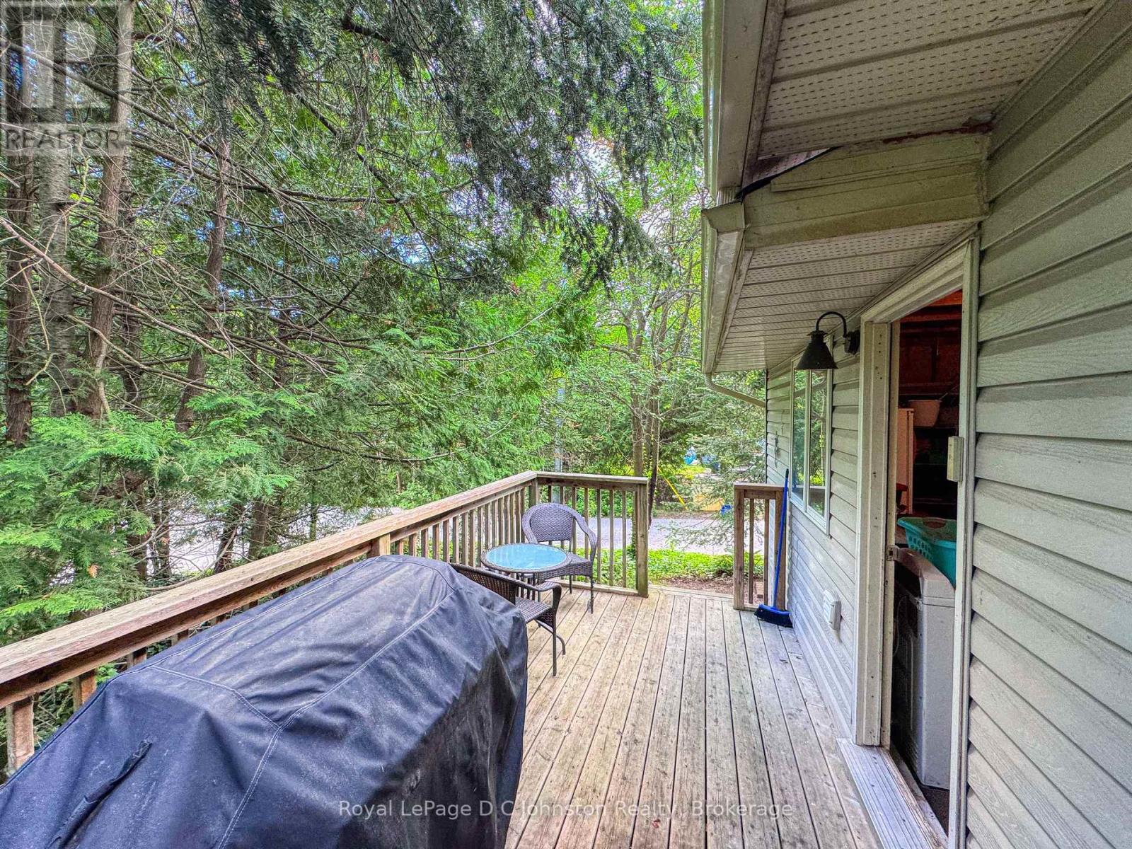 Photo 17 of 564 Mcnabb Street, Saugeen Shores ON
