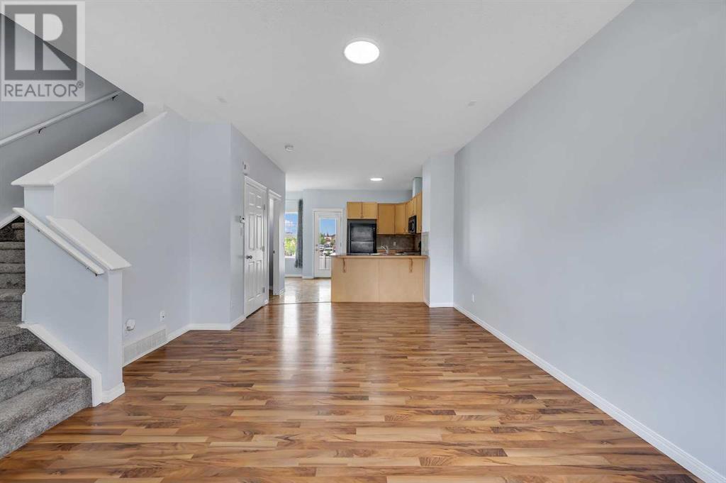 2702, 111 TARAWOOD LANE NE - Image 2