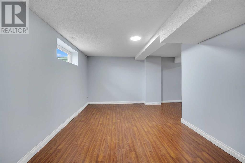 2702, 111 TARAWOOD LANE NE - Image 35