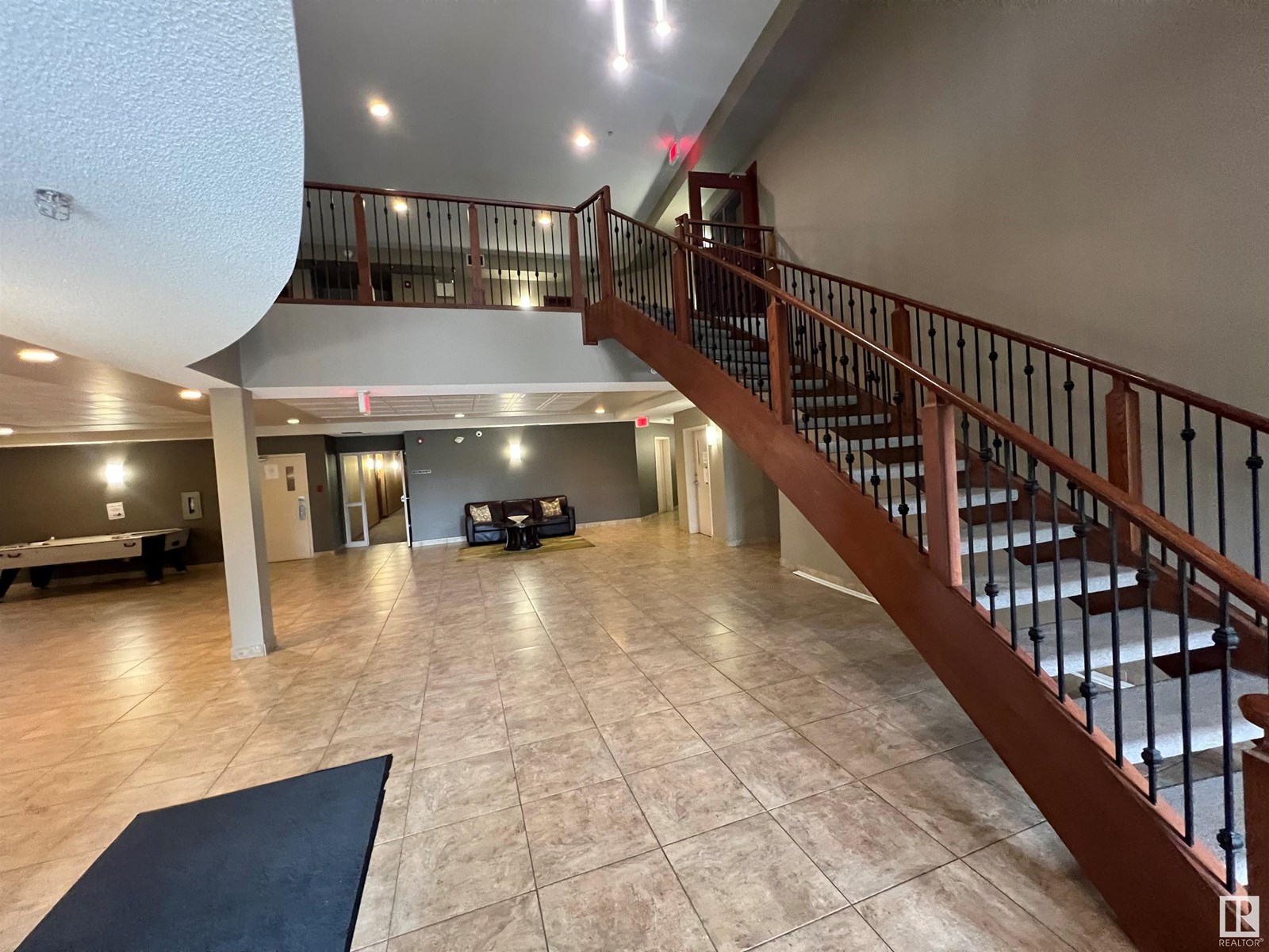 Photo 7 of 417 263 Macewan Rd Sw Sw, Edmonton AB