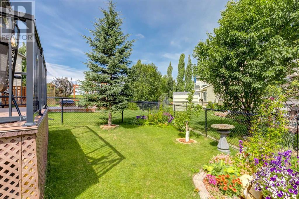 Photo 26 of 163 Cougarstone Court Sw, Calgary AB
