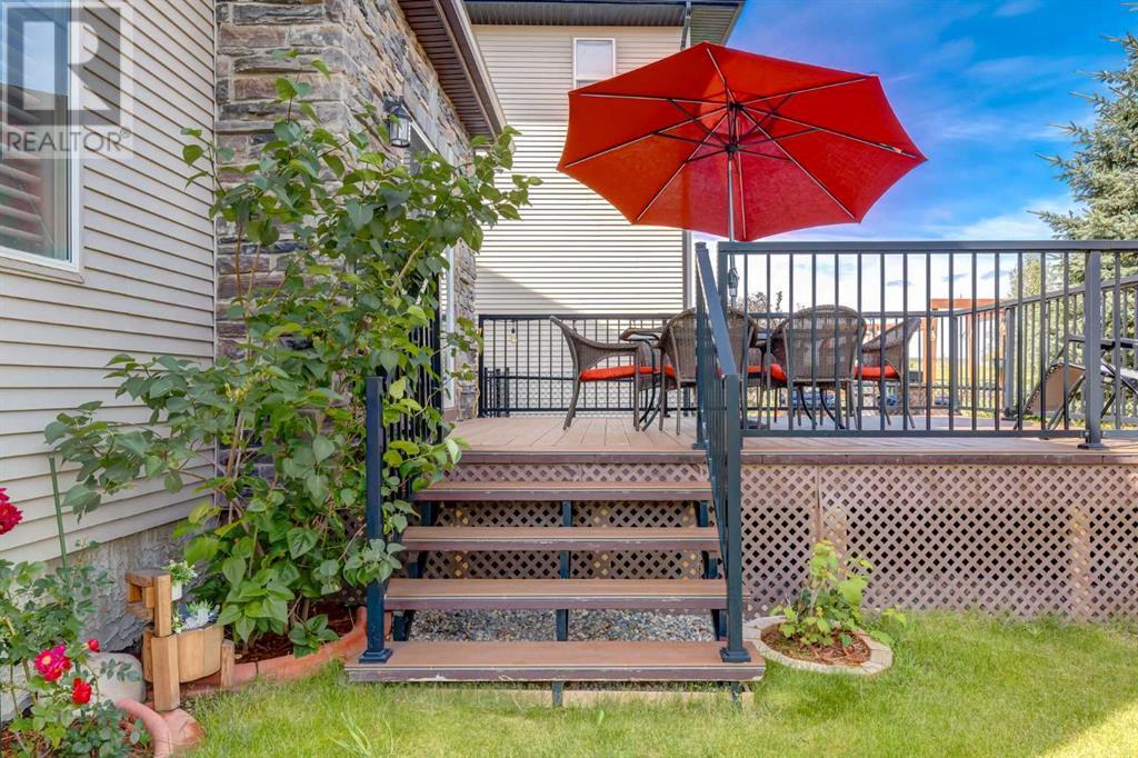 Photo 14 of 163 Cougarstone Court Sw, Calgary AB