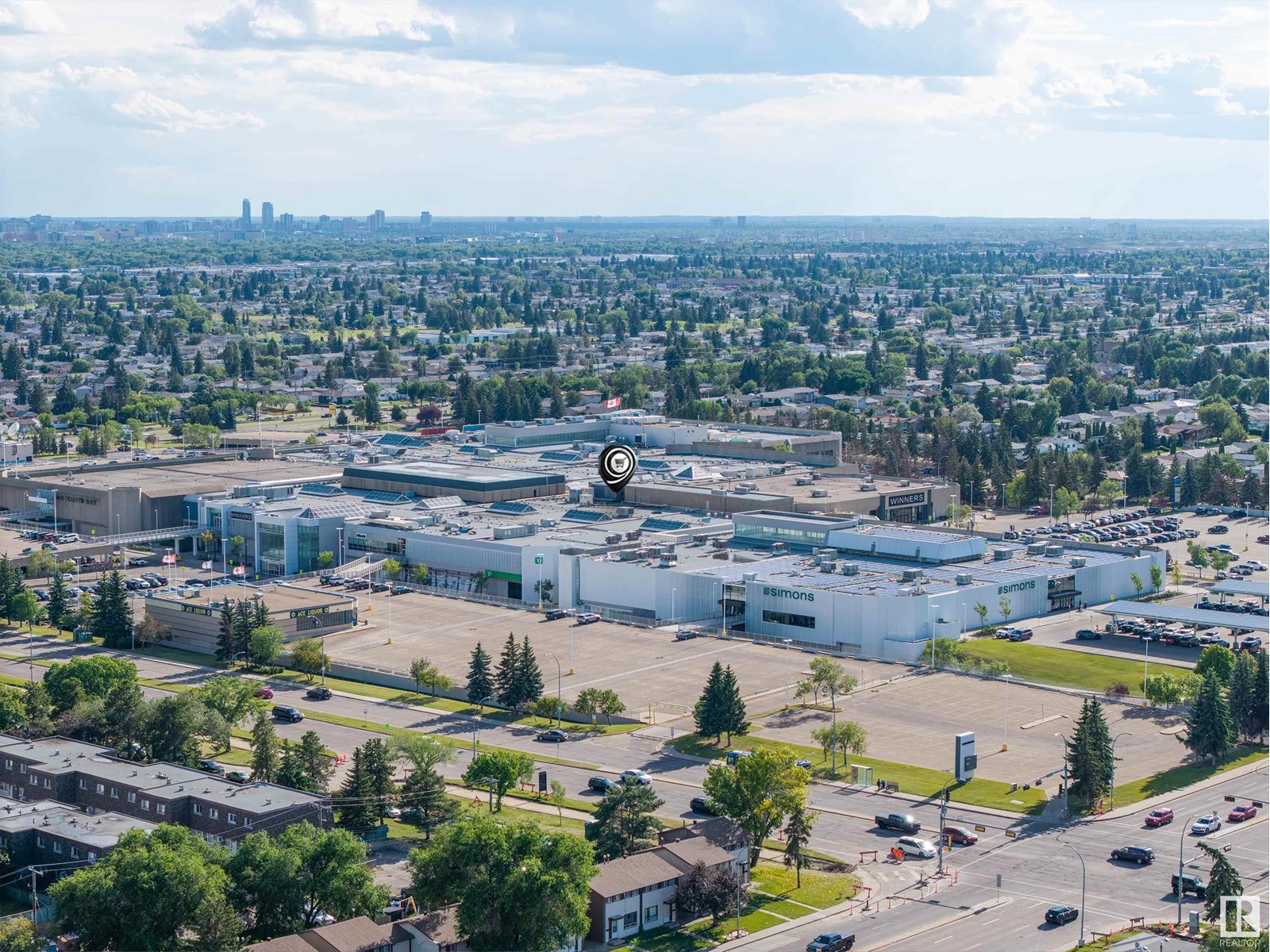 Photo 6 of 14424 65 St Nw, Edmonton AB