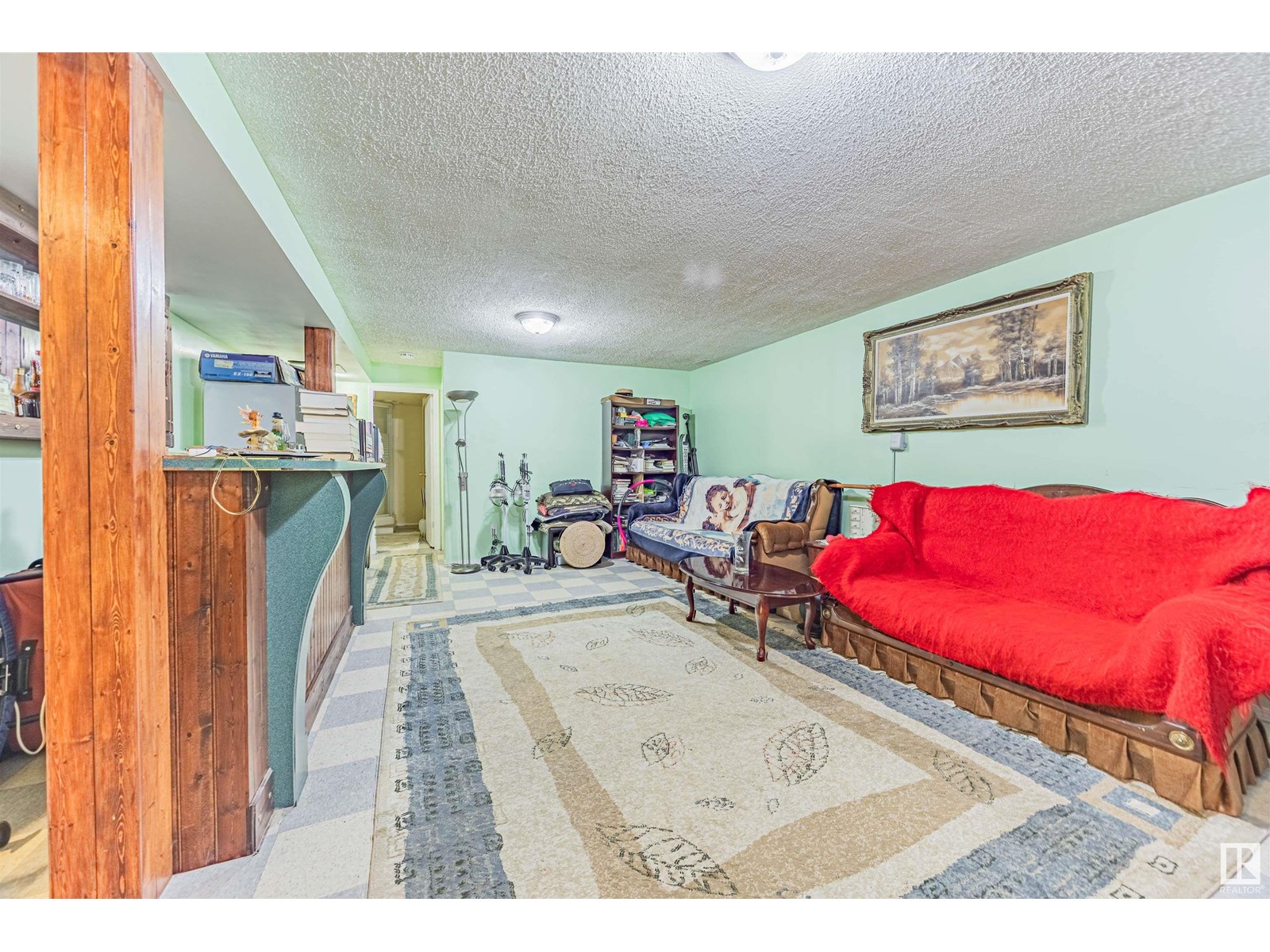 Photo 35 of 14424 65 St Nw, Edmonton AB