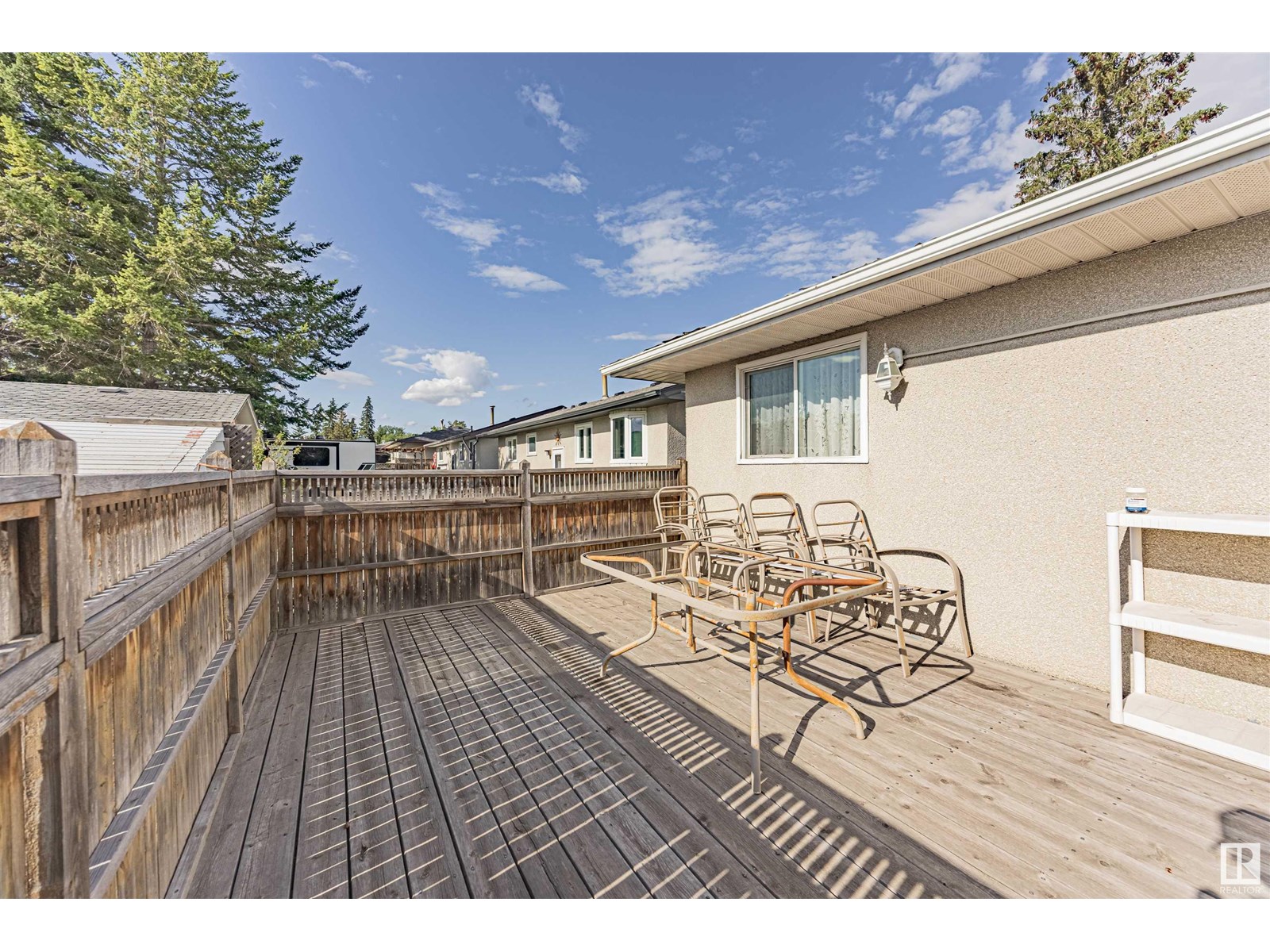 Photo 45 of 14424 65 St Nw, Edmonton AB