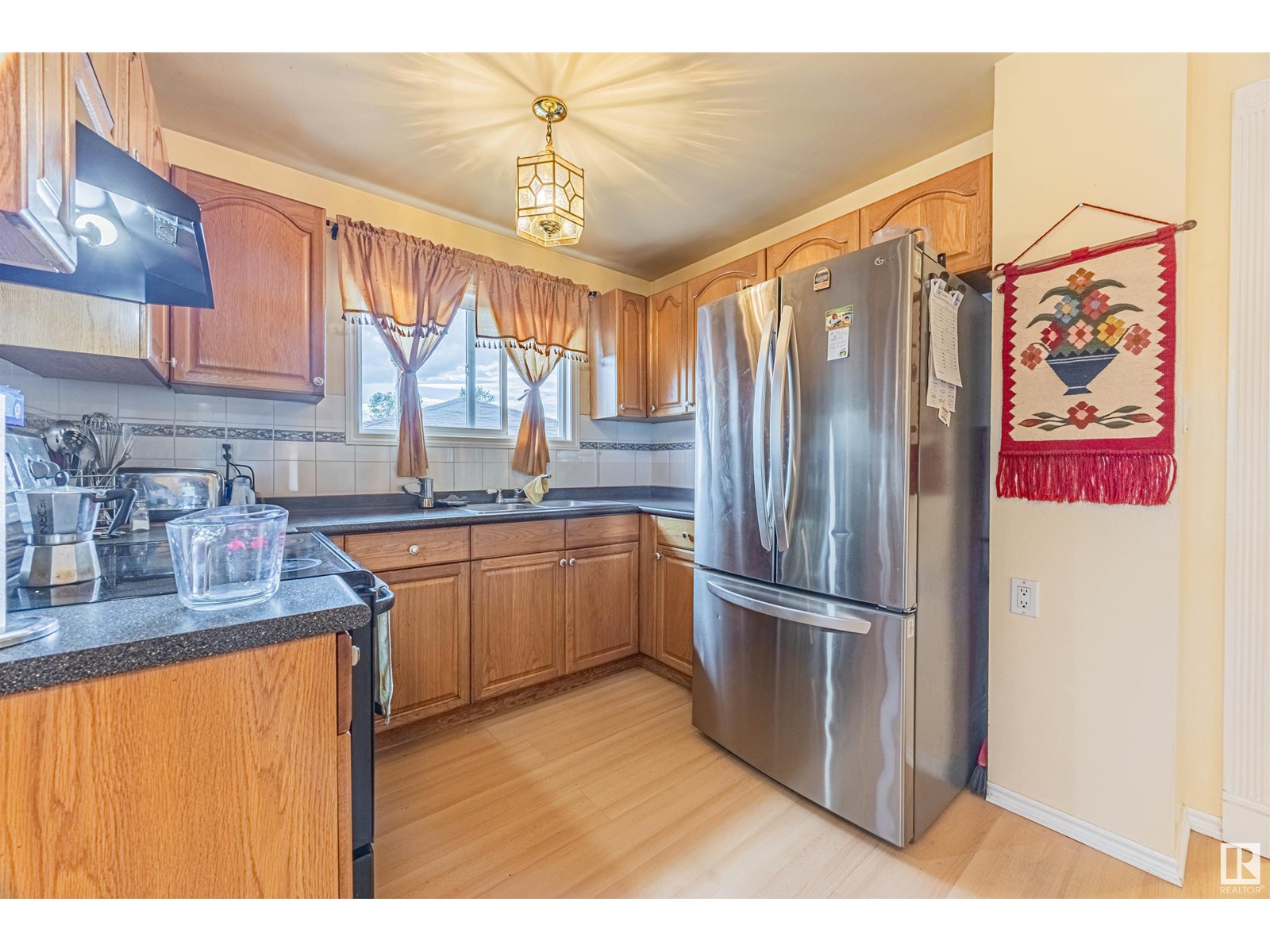Photo 25 of 14424 65 St Nw, Edmonton AB