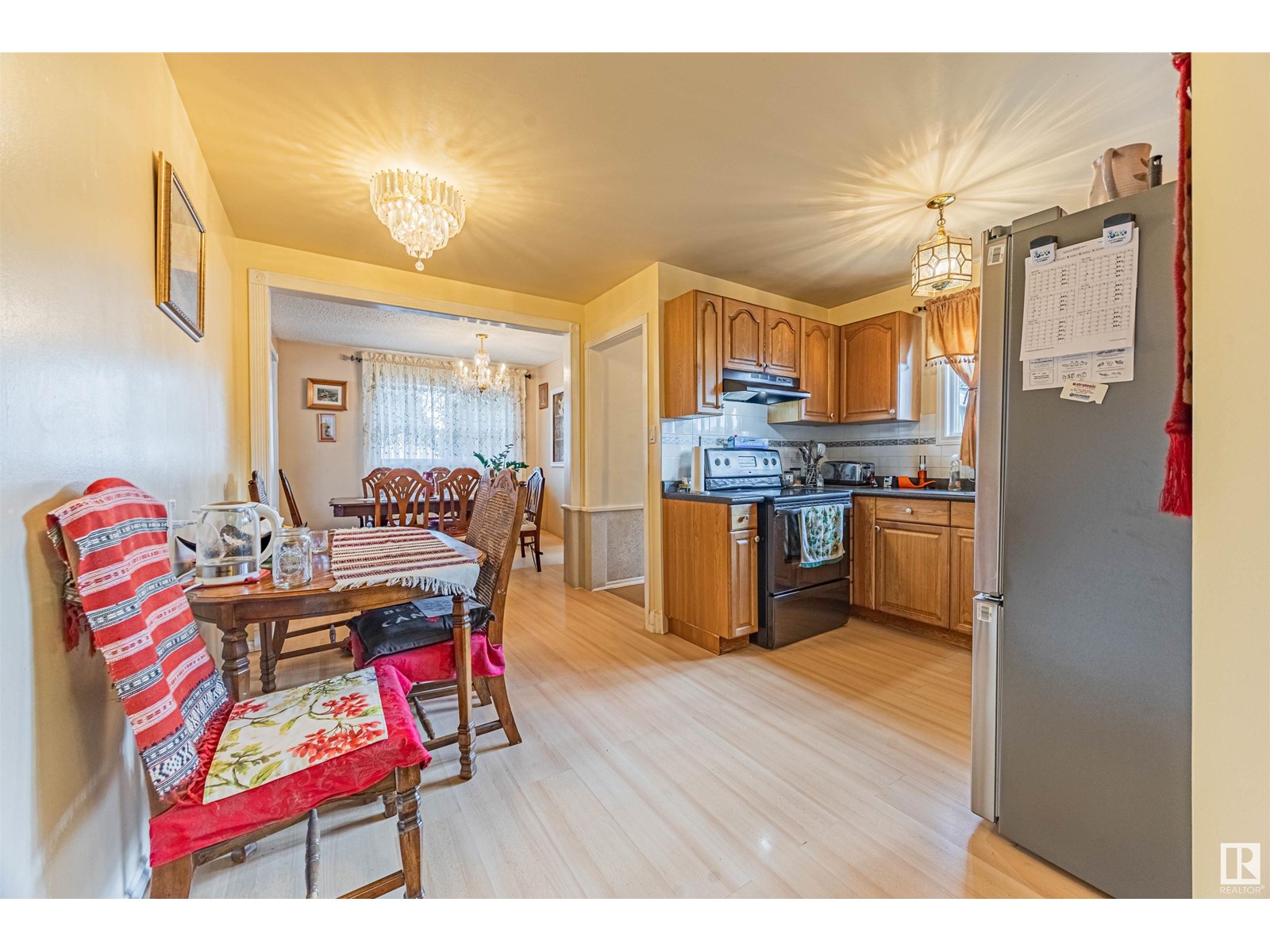 Photo 23 of 14424 65 St Nw, Edmonton AB