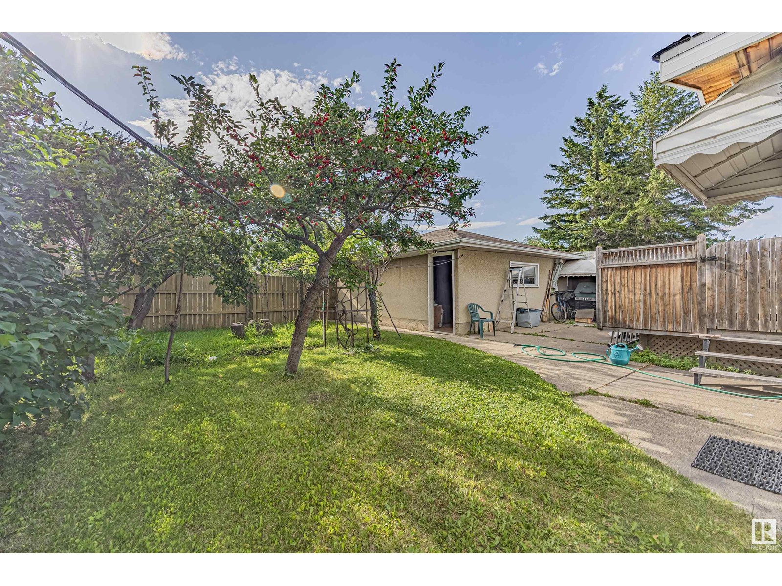 Photo 47 of 14424 65 St Nw, Edmonton AB