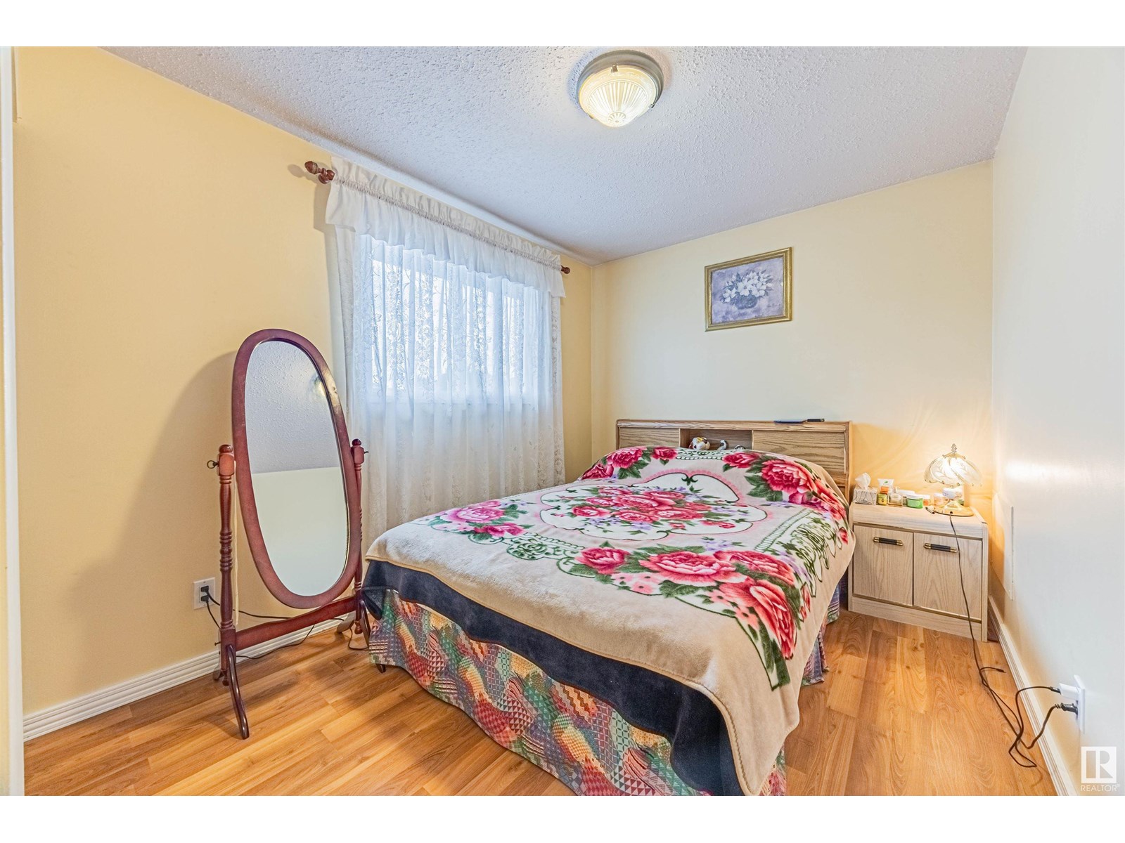 Photo 33 of 14424 65 St Nw, Edmonton AB