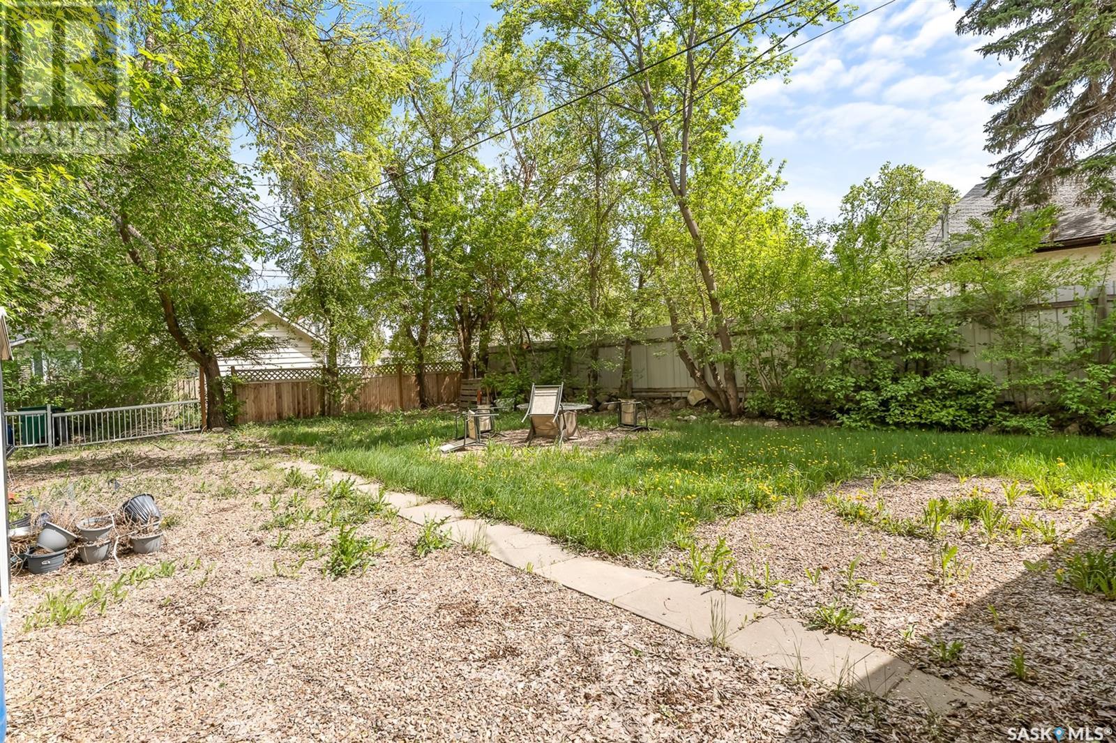 Photo 36 of 1317 Connaught Avenue, Moose Jaw SK