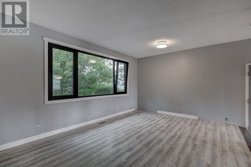 Single Family House Bungalow for Sale in  A Avenue SE Dover Calgary 
