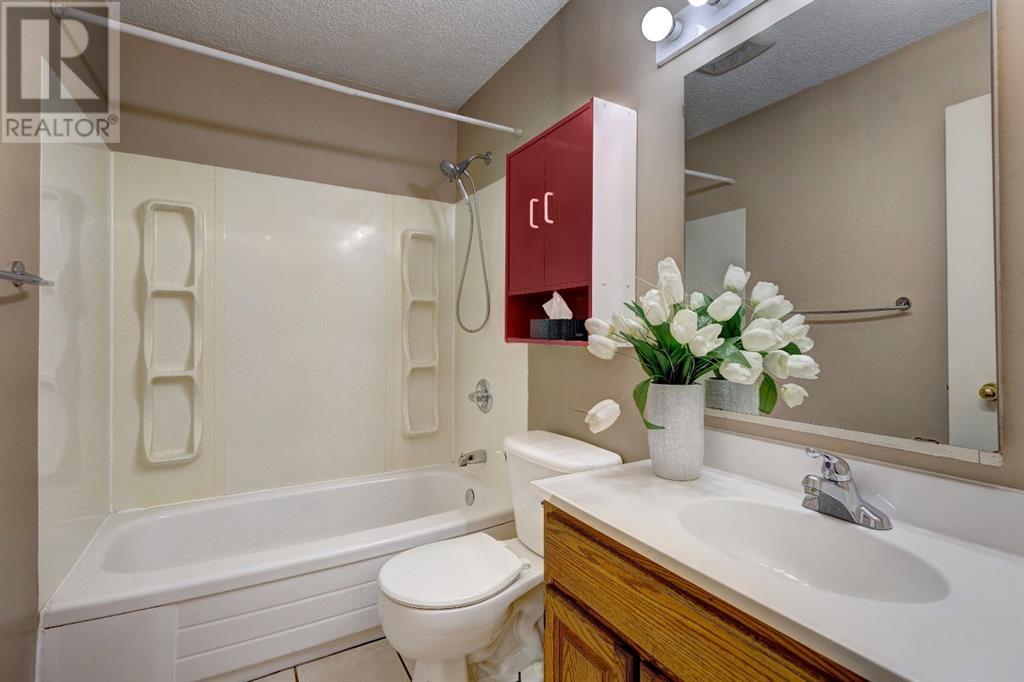 Single Family House Bungalow for Sale in  A Avenue SE Dover Calgary 