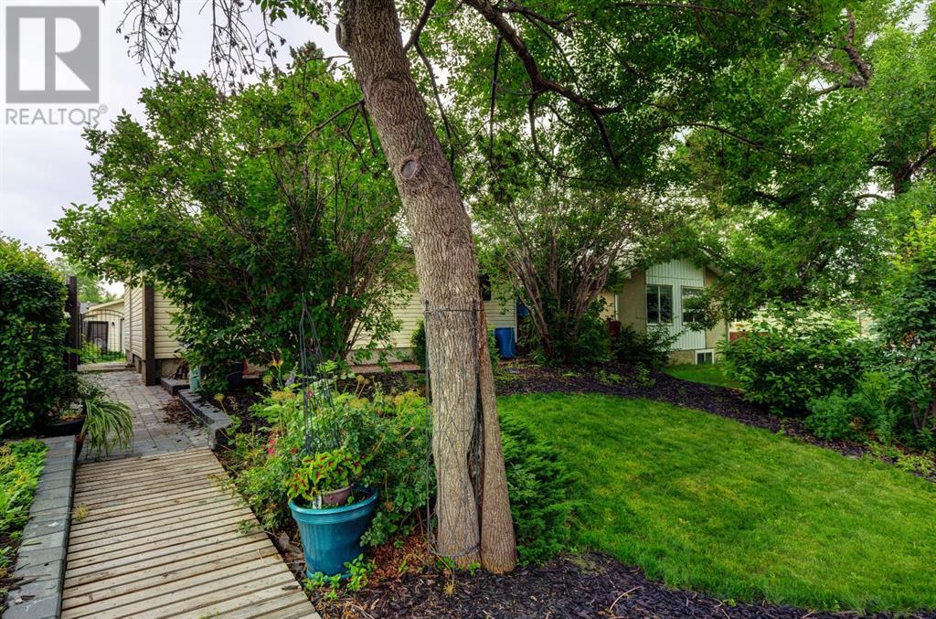 Single Family House Bungalow for Sale in  A Avenue SE Dover Calgary 
