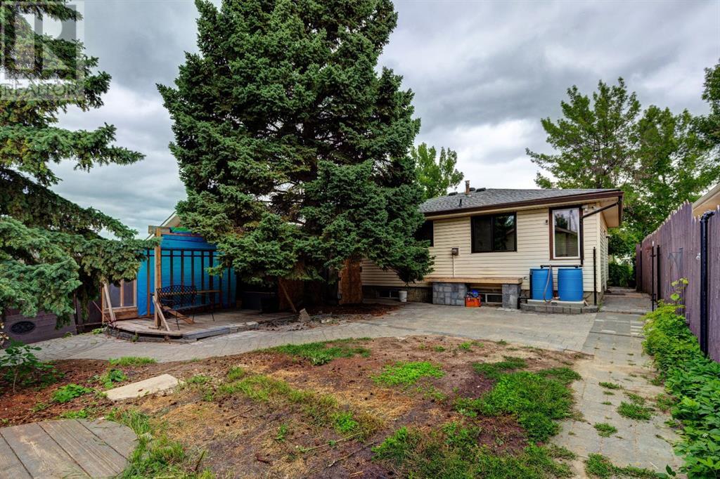 Single Family House Bungalow for Sale in  A Avenue SE Dover Calgary 