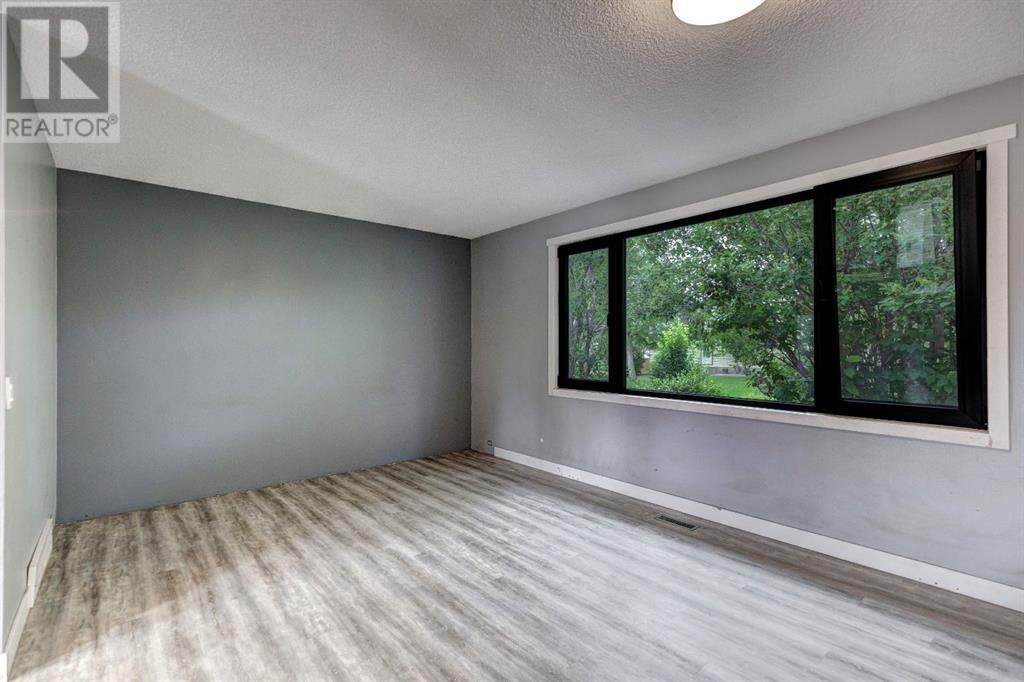 Single Family House Bungalow for Sale in  A Avenue SE Dover Calgary 